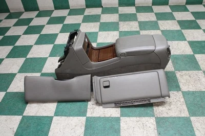 03-06 Escalade EXT *WORN* Grey Woodgrain Center Console Knee Bolster Glovebox OE Foto 1 de 4