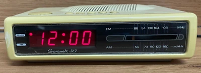Realistic Chronomatic-369 AM/FM Alarm Clock. - Image 1 of 4