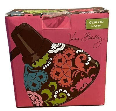 Nuevo Retirado Vera Bradley Lola Clip En Lámpara Luz Nuevo en Paquete Nuevo en Caja Foto 1 de 3