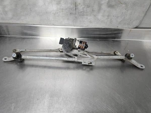 International Front Windshield Wiper Linkage Assembly w/ Motor OEM 91498-288 - Picture 1 of 17