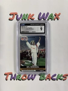 1991 Pro Set - NFL Newsreel #350 Whitney Houston - Picture 1 of 2