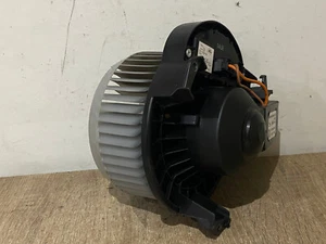 JAGUAR F PACE X761 R SPORT HEATER BLOWER MOTOR GX73-19E624-AA / MF116360-2681 - Picture 1 of 2
