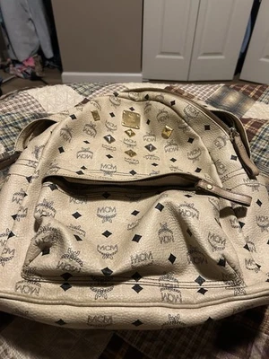 Mochila MCM Logograma Vicetos PVC Cuero Beige Dorado Auténtica Foto 1 de 4