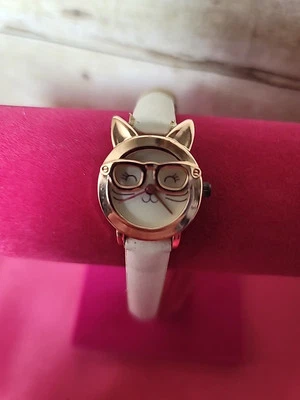 Cat Face with Glasses Gold Base Cream Band Women's Wristwatch Rare Smiley Cat! - Image 1 of 4