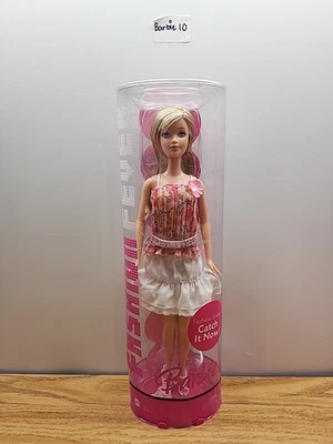 Barbie Mackie K9810 2007 Fashion Fever Modern Trends nueva caja abierta Foto 1 de 4