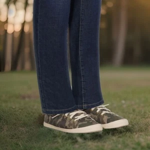 Time and Tru Women's 7W Camo Scrunch Back Sneaker No Tie Canvas Fabric - Picture 1 of 6