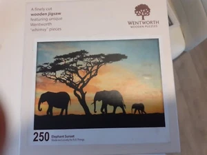Wentworth Puzzle 250 Teile - 1 fehlendes Stück - Elefant Sunset  - Bild 1 von 4