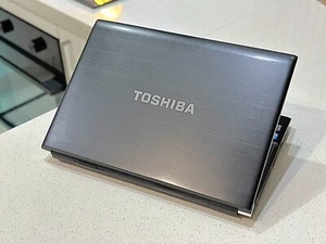 TOSHIBA Portege R830 Intel®Core™i5*750GB*8GB*WINDOWS 10Pro*HDMI*USB 3.0*WiFi* - Picture 1 of 12