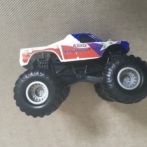 Monster Jam King Krunch Blue Monster Truck 1:64 Chrome Rims Hot Wheels - Picture 1 of 8