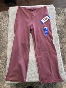 Jockey Ladies' Cropped Slit Flare Activewear Yoga Pants, Nocturne, Size S - Picture 1 of 6