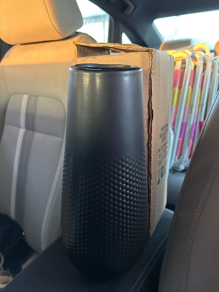 jarrón urban trends negro Foto 1 de 1