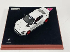 1/43 AB Models Maserati Granturismo Liberty Walk Base de Cuero Personalizada Blanca. 4 - Imagen 1 de 6