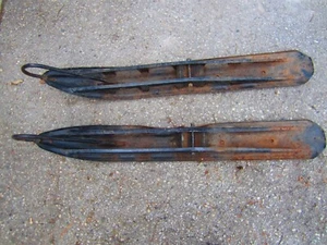 1994 POLARIS INDY CLASSIC 500 SET OF SKIS WELD BLK W/BOLTS  1820322-067,7515462 - Picture 1 of 24