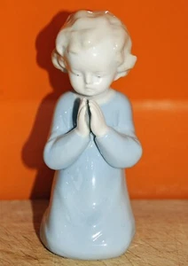 Metzler Ortloff Porcelain Praying Child Ornament GDR Mark 13cms high - Picture 1 of 5