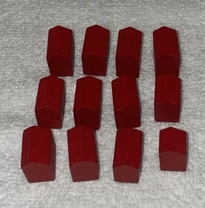 1998 Monopoly Deluxe Edition Spiel 12 rote Holzhotels Ersatzteile - Bild 1 von 3