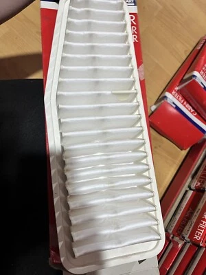 Filtro de aire compatible con TOYOTA ALPHARD 2.4 03 a 08 Unipart 1780128010 alta calidad Foto 1 de 2