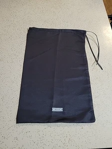 Prada Sacchetto antipolvere da viaggio con coulisse blu navy raso 9" × 13,5 - Foto 1 di 6