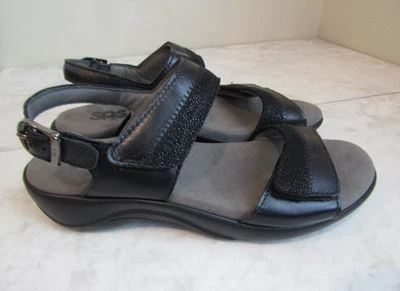 NIB SAS NUDU Midnight Glimmer Strap Open Toe Shoes Women's Sandals Size 5 M - Image 1 of 4