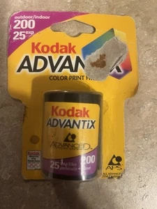 Kodak Advantix Filmrolle 200 Outdoor/Indoor 25 Exp. abgelaufen 08/2003 ungeöffnet - Bild 1 von 2