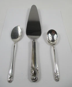 ** Servizio da 3 pezzi International Sterling Spring Glory 154 grammi argento - Foto 1 di 3