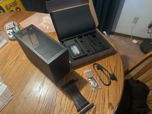 FormD T1 v2.1 Kit + Essentials Pack (USB-C/PCIE Riser) + Corsair SF750 PSU - Afbeelding 1 van 5
