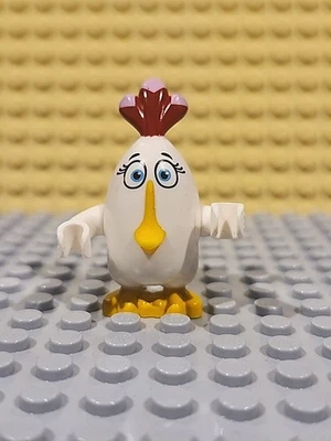 LEGO Matilda Minifigure Angry Birds ang006 75823 Rare Retired - Image 1 of 2