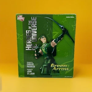 DC Direct - Heroes Of The DC Universe - Green Arrow Bust Statue- #837/3000 - Picture 1 of 10