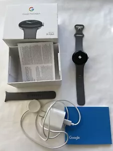 Android Google Pixel Watch Wifi Fitbit con cinturini antracite grandi e piccoli usato in ottime condizioni - Foto 1 di 10