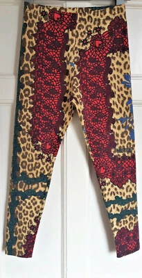 Moschino printed fashion designer cotton leggins.Size S-M.Beautiful. - Image 1 of 4