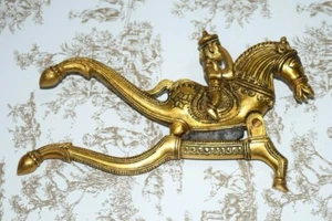 Nut Cracker With Iron Edge Brass Rajasthani Warrior On Horse Collectible EK341 - Picture 1 of 12