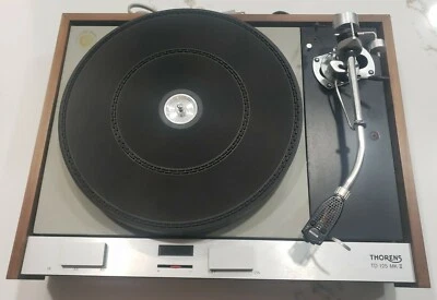 Tocadiscos Thorens TD 125 MKII con brazo SME 3009 y cartucho Shure V15 V-MR Foto 1 de 4
