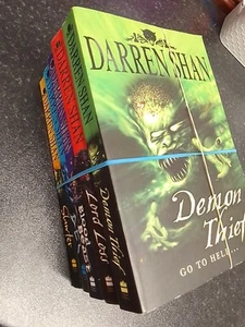 Darren Shan Book Bundle X 5 The Demonata Serier - Picture 1 of 3