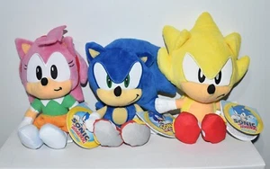 Sonic the Hedgehog Plush 9" Sonic - Super Sonic - Amy Rose - Picture 1 of 2
