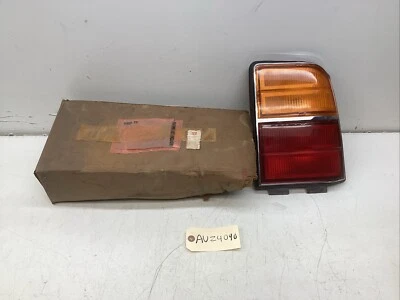 NUEVO DE LOTE 1986-1989 OLDSMOBILE DELTA ROJO ÁMBAR CONJUNTO LUZ TRASERA DERECHA 16507354 Foto 1 de 4