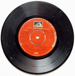 India HMV 45rpm EP record - Hindi Film : Chitchor 1976 Yesudas & Hemlata - Picture 1 of 4
