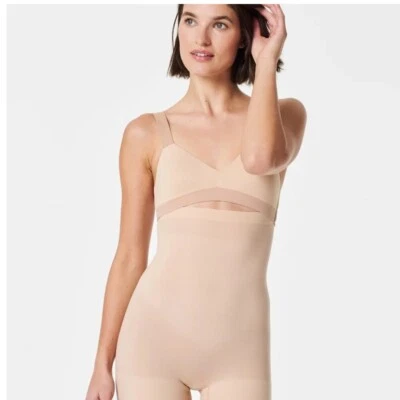 Pantalón Corto Spanx Esculpido Sin Costuras Potencia Cintura Alta Suave Desnudo Talla Mujer Mediano Foto 1 de 4