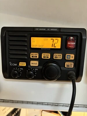 Icom IC-M502A VHF Radio Transceiver  Powers Up Looks Great , DOES NOT TXT 25watt - Image 1 of 4