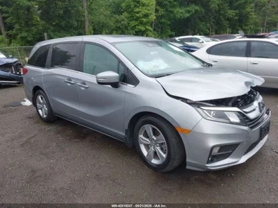 Conjunto de farol de neblina Honda Odyssey destro 2019 usado pelo fabricante 67K milhas - Imagem 1 de 4