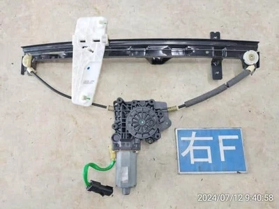 CHRYSLER Jeep grand cherokee 2000 Front Right Door Regulator 不明 [PA109625220] — 第 1/3 张图片
