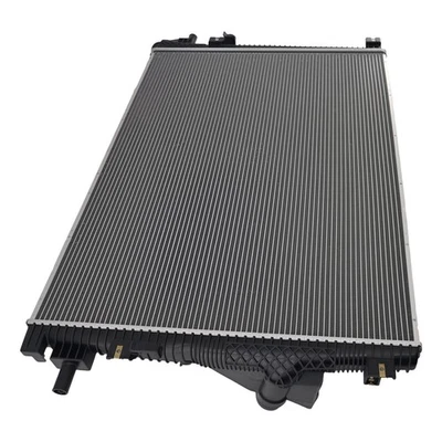 Aluminum Engine Radiator for Ford F-250/F-350 Super Duty 6.7L 2011-2016 - Image 1 of 4