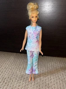 Barbie clothes - MOD Inspired Outfit For Vintage Francie - Picture 1 of 6