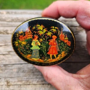 Hand-Painted Russian Lacquer Box With Fairy Tale Scene - Picture 1 of 10