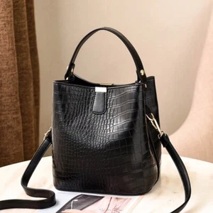 SAC À MAIN STYLE CROCODILE STYLE CROCO CUIR SYNTHÉTIQUE 6 COULEURS AU CHOIX - Imagen 1 de 12