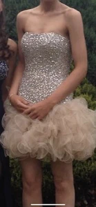 Sherri hill prom/event/party dress- Beautiful Flattering Dress! - Picture 1 of 1