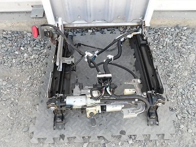 04 05 06 Toyota Camry 8 Way Power Seat Track Driver LH 2004-2006 - Image 1 of 4