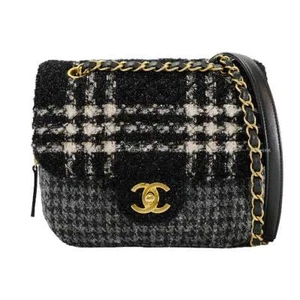 [Pre-loved] CHANEL Coco mark Checked pattern Small Frap Noir (Black)/Blanc (... - Picture 1 of 7