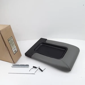 Center Console Lid Fits Cadillac Escalade 2004-05 Chevrolet Avalanche 1500 03-05 - Picture 1 of 4