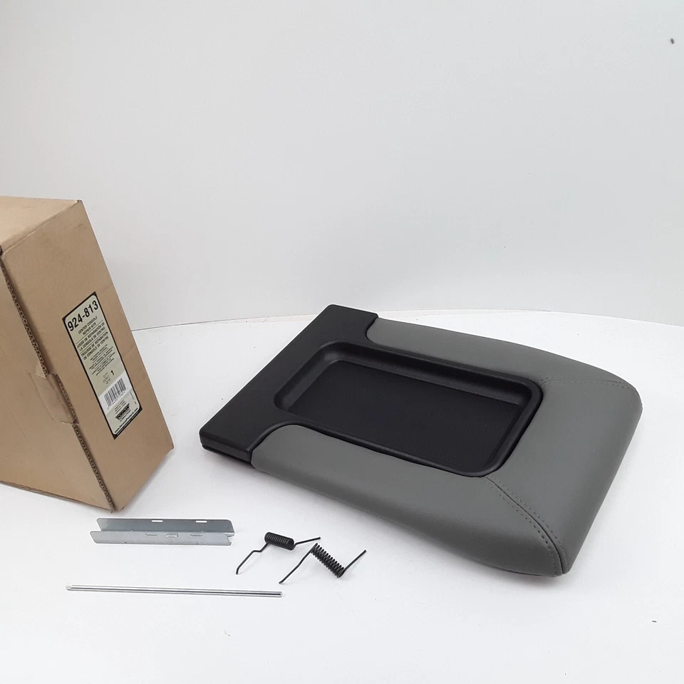 Center Console Lid Fits Cadillac Escalade 2004-05 Chevrolet Avalanche 1500 03-05 - Image 1 of 4