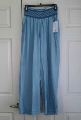 Pantalón Westbound From Dillards Tencel Soft Denim Island con pierna acampanada Foto 1 de 4