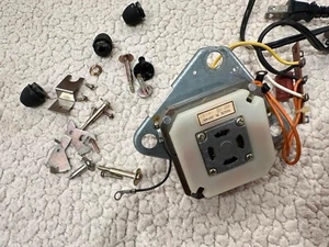 JVC L-A21 Turntable Replacement Motor, Power Cord and Hardware - Picture 1 of 6
